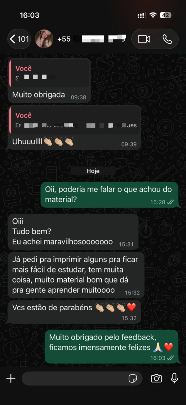 Depoimento de aluna no WhatsApp sobre o material de francês